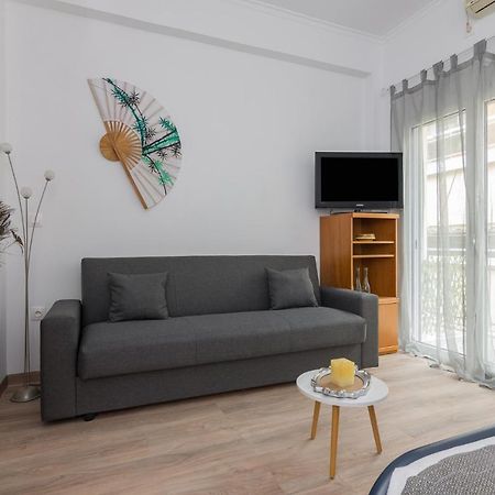 אתונה Nice Studio In Pagkrati מראה חיצוני תמונה